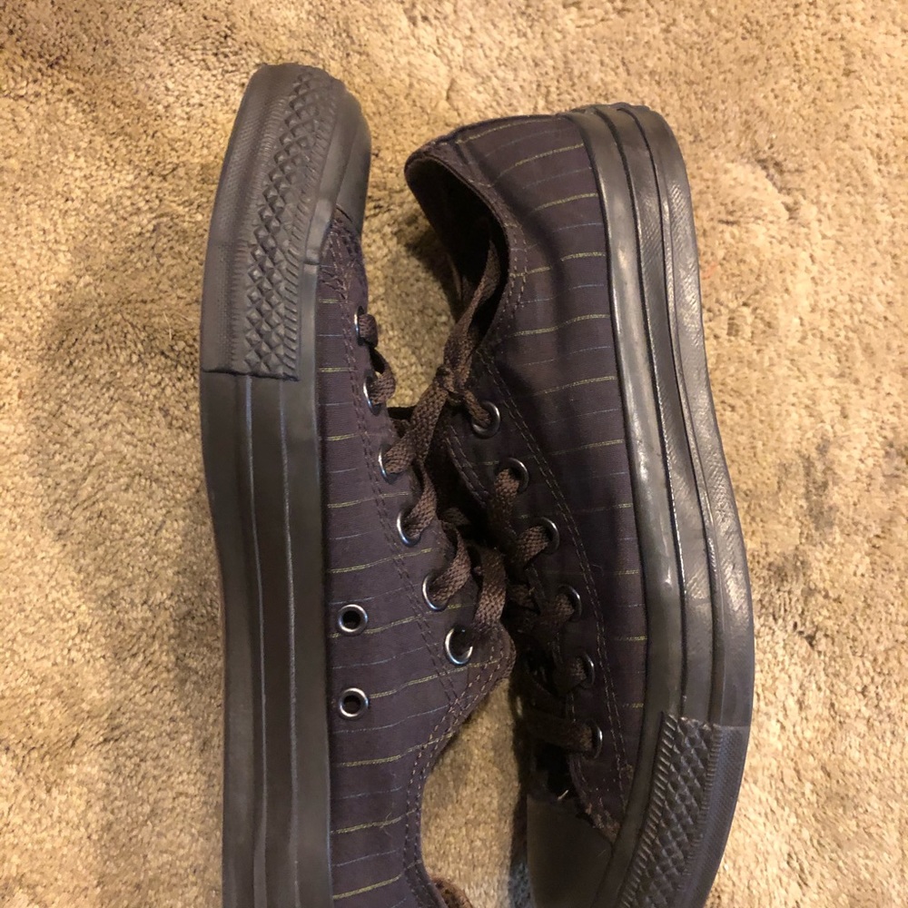 Brown striped converse - Picture 3 of 4